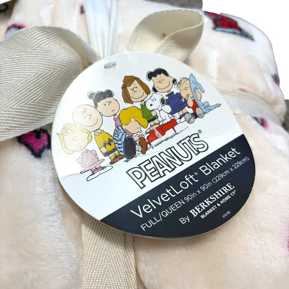 Peanuts VelvetLoft Blanket NWT Full/Queen 90inx90in Snoopy Valentines Tracksuit